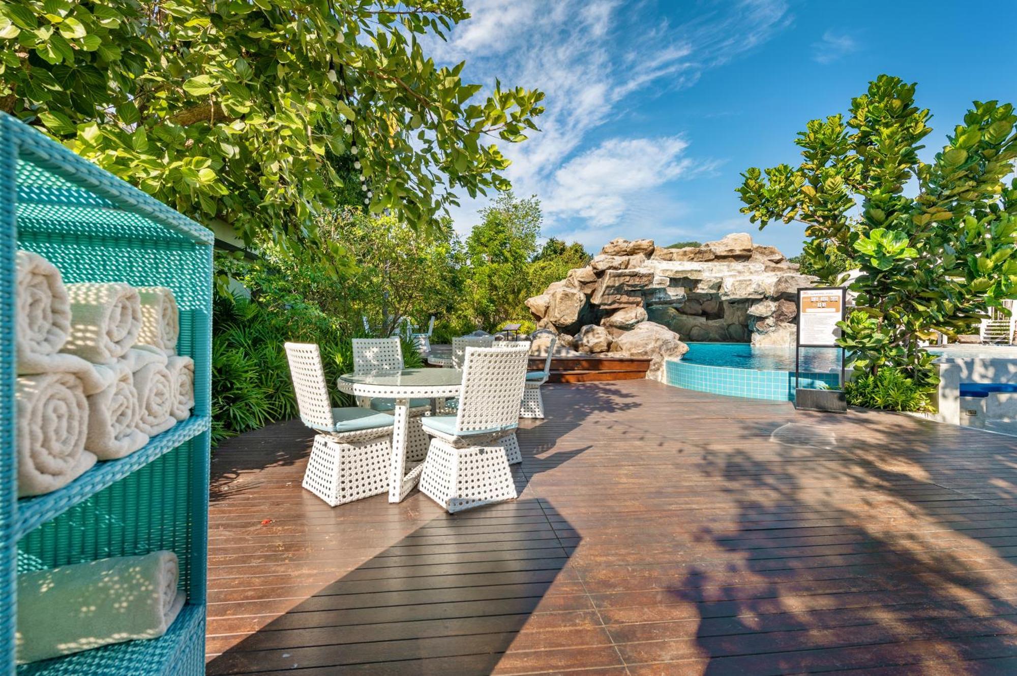 Phukalini Luxury Pool Villa & Onsen HHQ Exterior foto